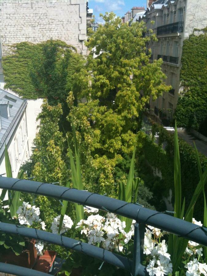 52 Clichy Bed&Breakfast - Chambre d'hôtes Paris Exterior foto